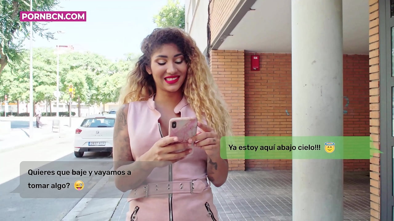 তার স্বামী কাজ করার সময় তার যুবক প্রেমিকা হার্ড যৌনসঙ্গম সম্পর্কে অবিশ্বস্ত স্ত্রী. মাই এবং একটি বড় পাছা সঙ্গে ল্যাটিনা. ভেনাস এফ্রোডাইট।